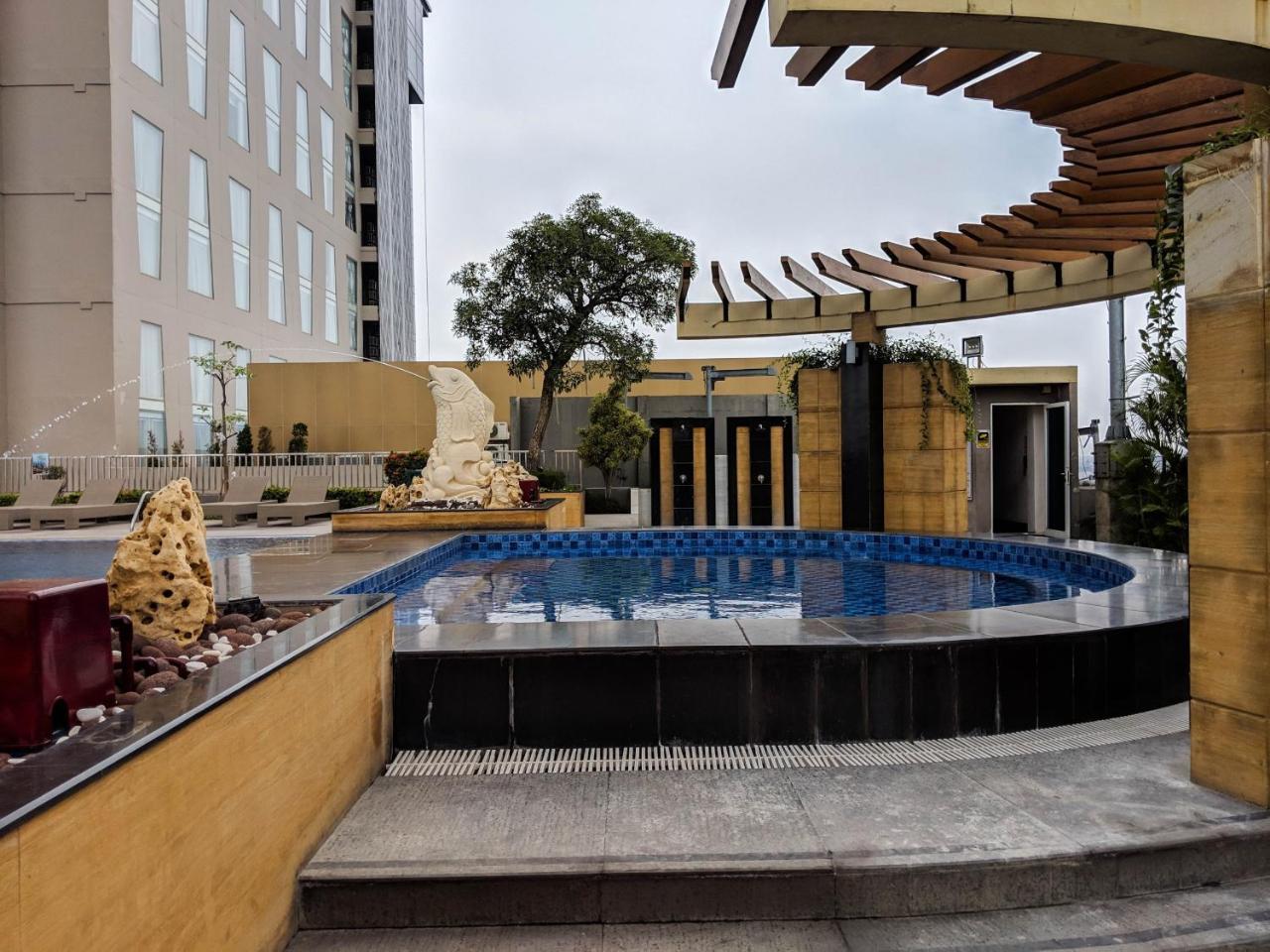 Strategic 2Br Apartment At Trillium Residence By Travelio Surabaya Exterior foto
